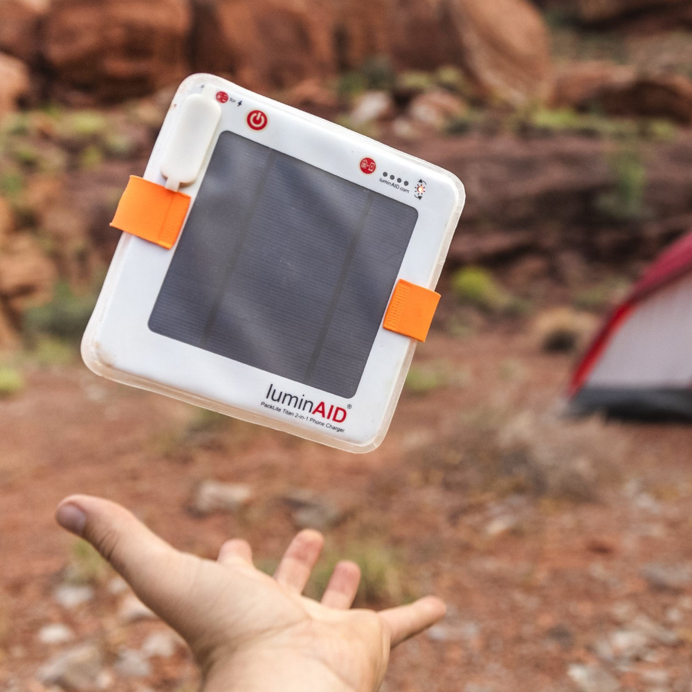 luminAID PackLite Titan2-in-1PhoneCharge